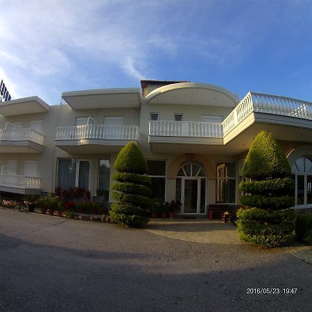 Hotel Akrogiali Korinósz Kültér fotó