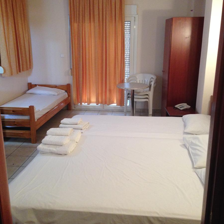 Hotel Akrogiali Korinósz Kültér fotó