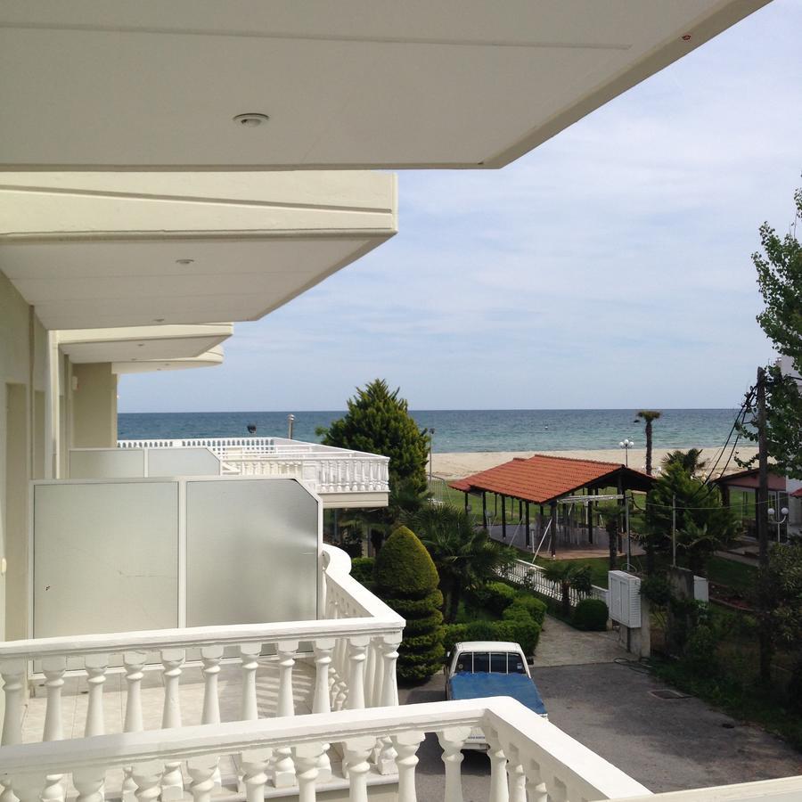 Hotel Akrogiali Korinósz Kültér fotó