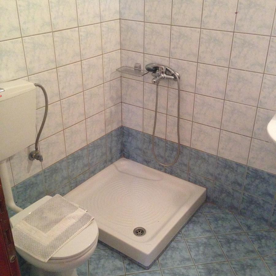 Hotel Akrogiali Korinósz Kültér fotó