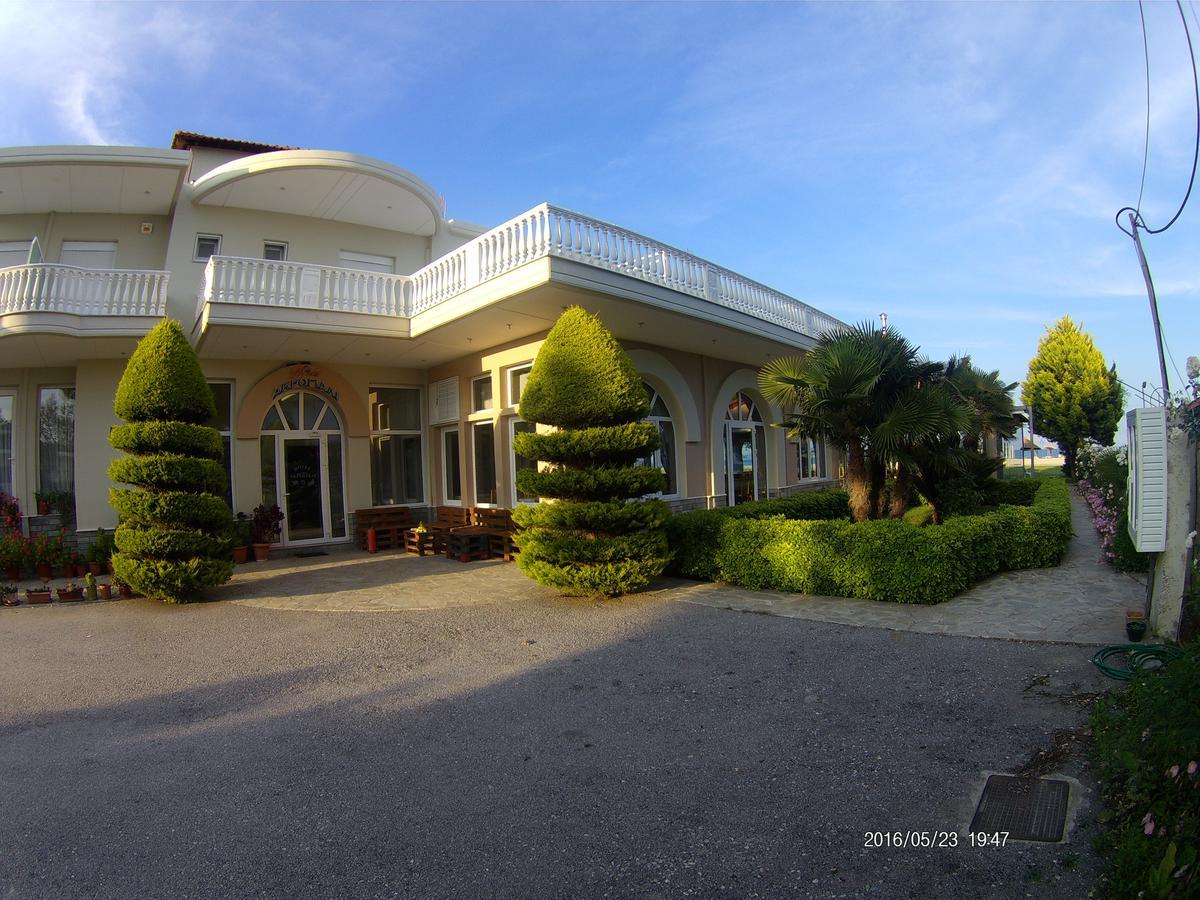 Hotel Akrogiali Korinósz Kültér fotó