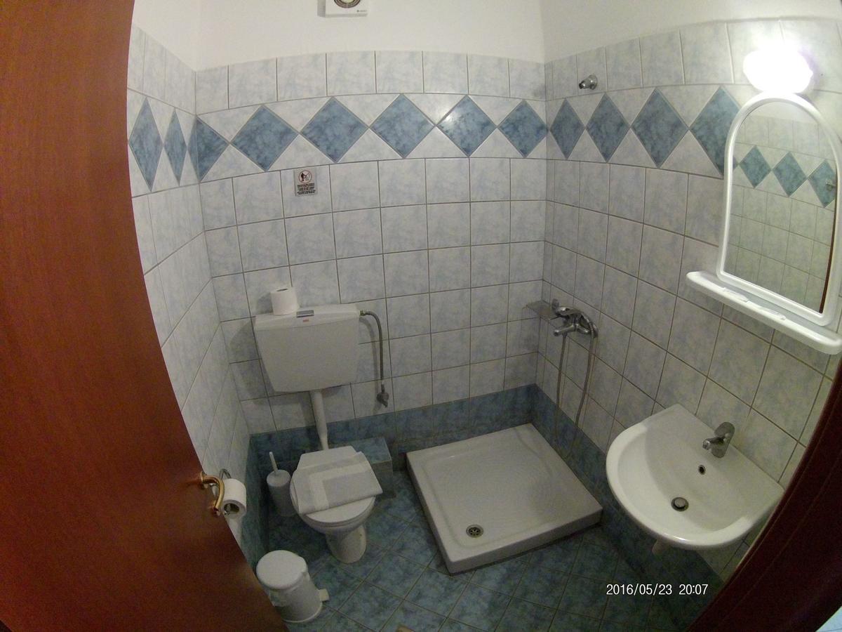 Hotel Akrogiali Korinósz Kültér fotó
