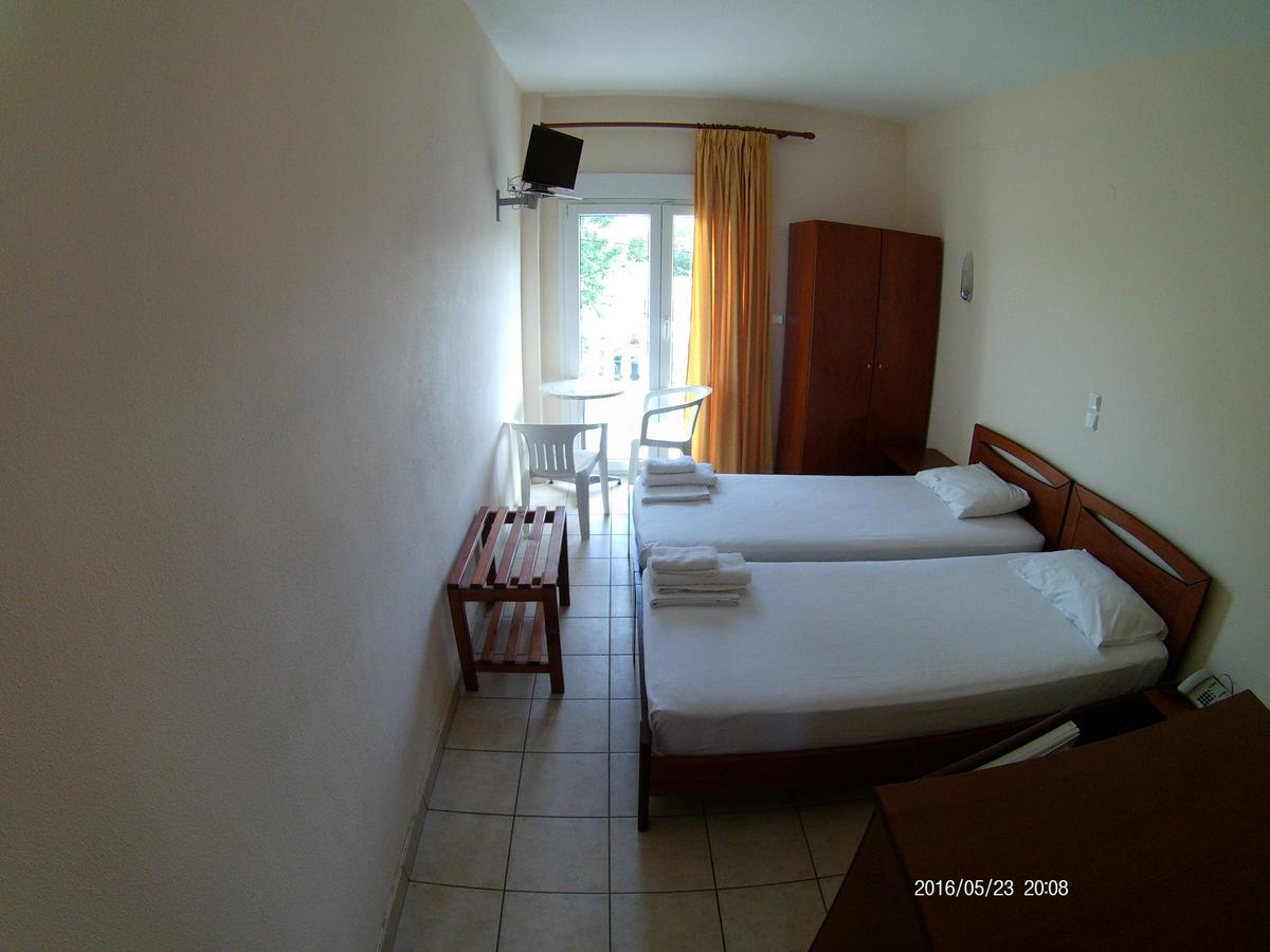 Hotel Akrogiali Korinósz Kültér fotó