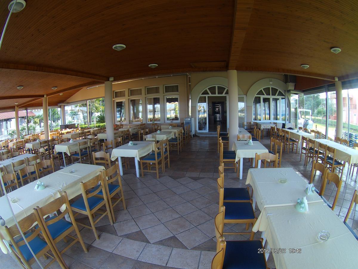 Hotel Akrogiali Korinósz Kültér fotó