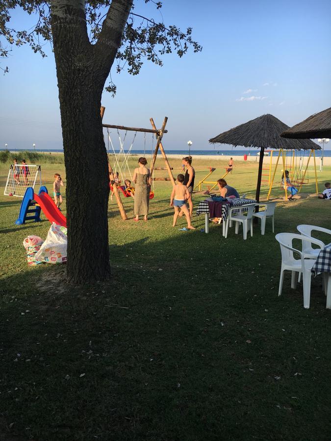 Hotel Akrogiali Korinósz Kültér fotó