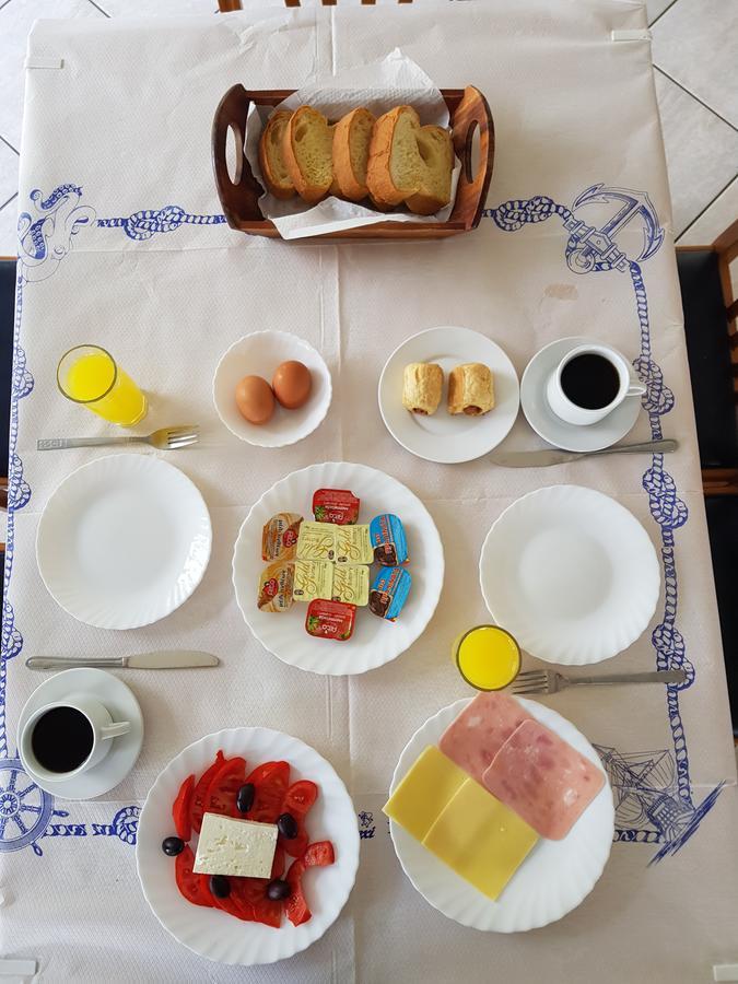 Hotel Akrogiali Korinósz Kültér fotó